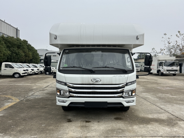 多功能房车版餐车 跃进S100 可住人可经营 支持私人定制